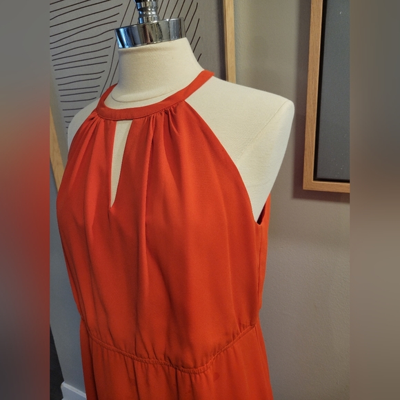 Spring/Summer Dress - Picture 2 of 3